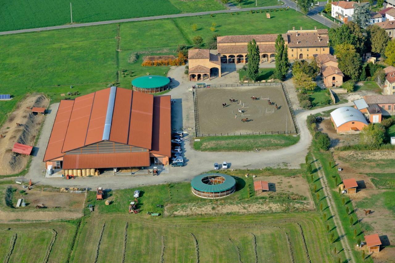 Agriturismo Corte Ghiara Hotel Fontanellato Exterior foto